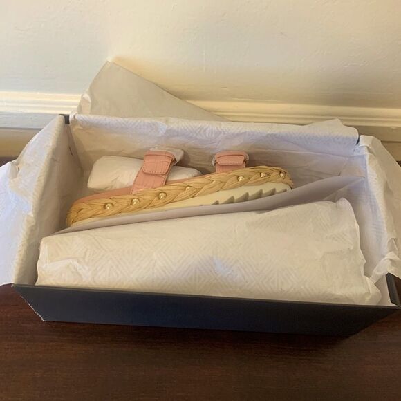 Donald Pliner platform slide  leather sandal size 6 and 7, NWT - Picture 14 of 14